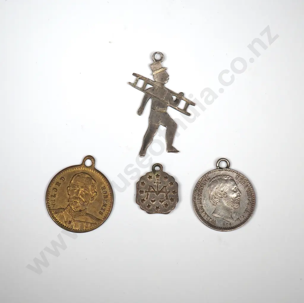 Four Antique Pendants  Image 1++