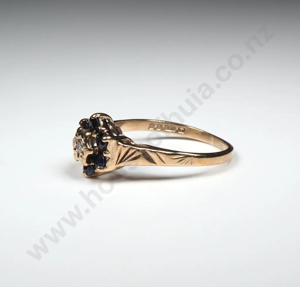 9ct Gold Blue & White Gem Ring Image 1++