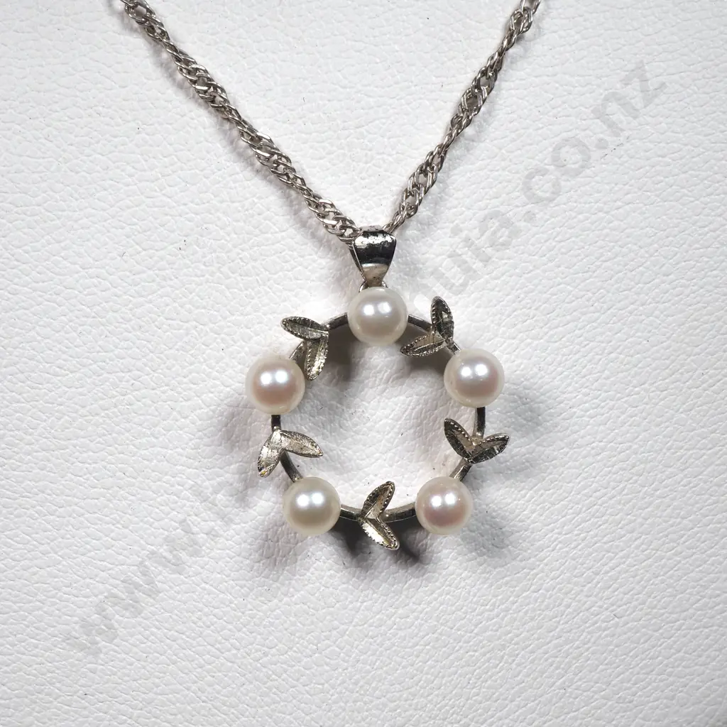 Sterling Silver Pearl Pendant Necklace Image 1++