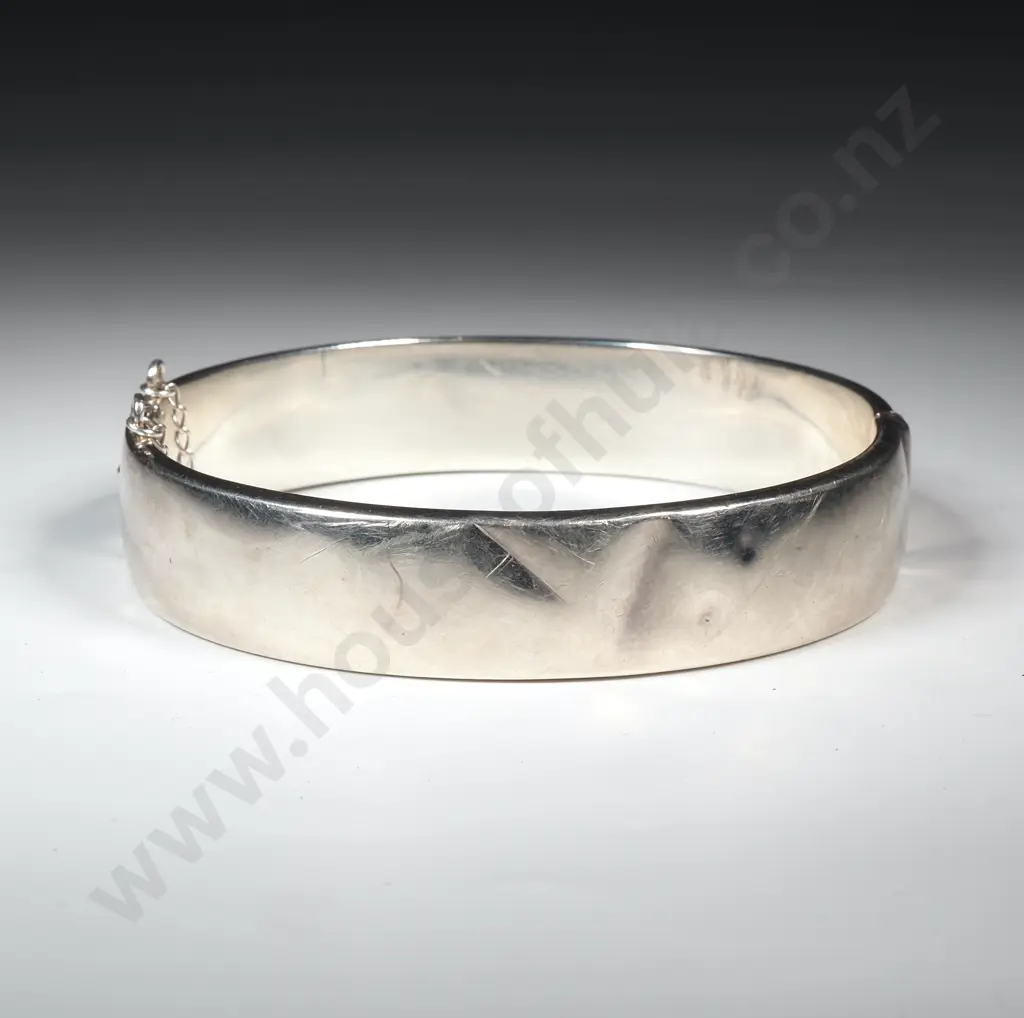 Sterling Silver Hinged Bangle w Dent Image 1++
