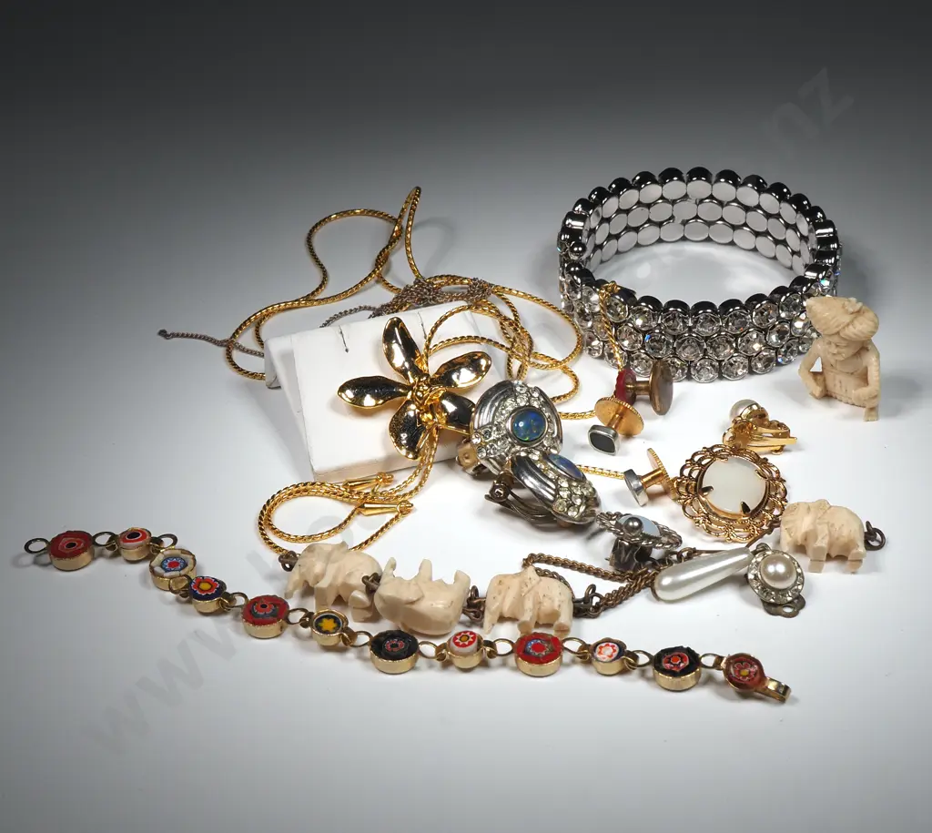 Risis Brand Slider Orchid Necklace, Small Mosaic Bracelet, Bone Elephant Bracelet (a/f) , MOP  Brooch Image 1++