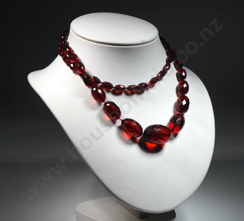 Graduated Cherry Red Beaded Necklace. Possibly Amber  Image 1++