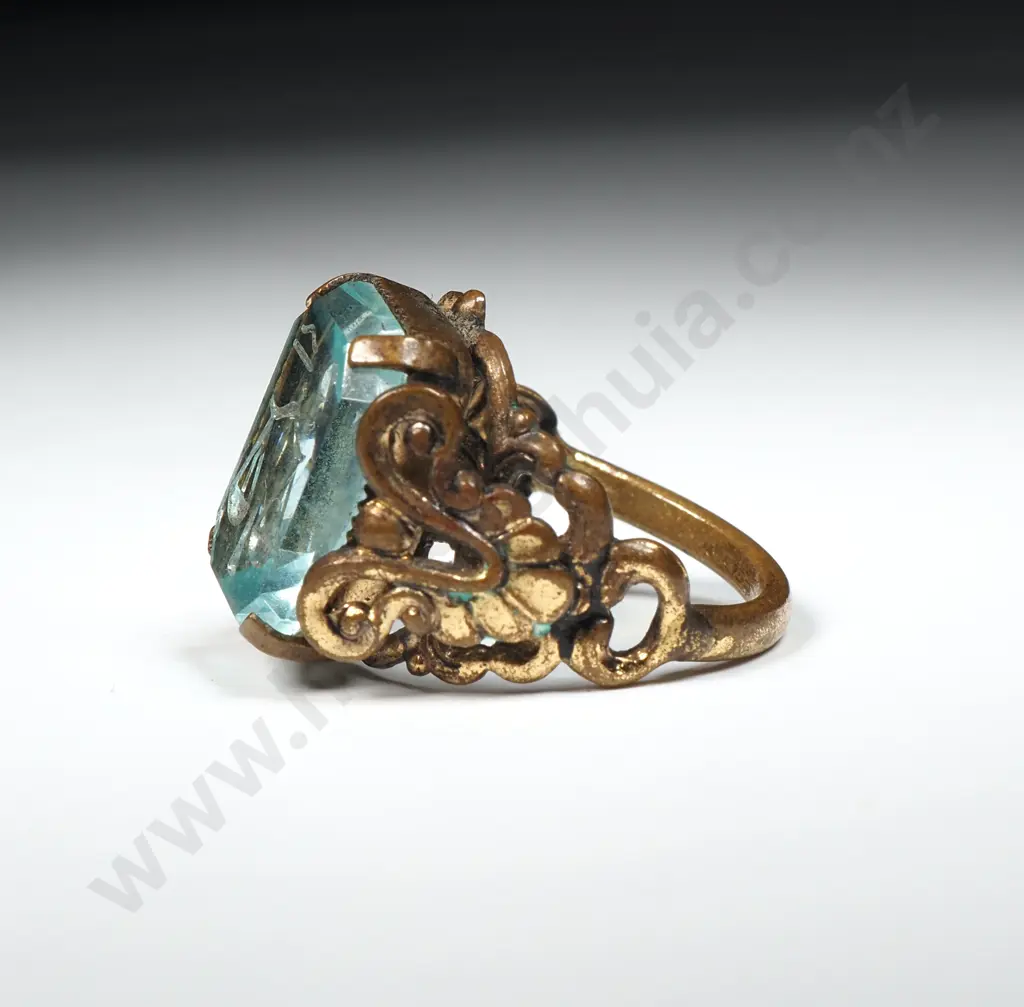 Vintage Gold Tone Seal  Ring Set With Aquamarine Coloured Stone & w Scales Of Justice Intaglio  Image 1++