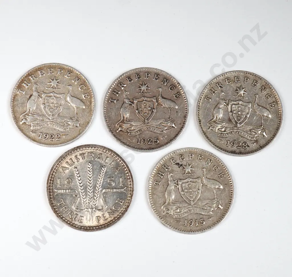 Australia 5 X Threepences, 1915, 1922, 1925, 1928, 1951 Image 1++