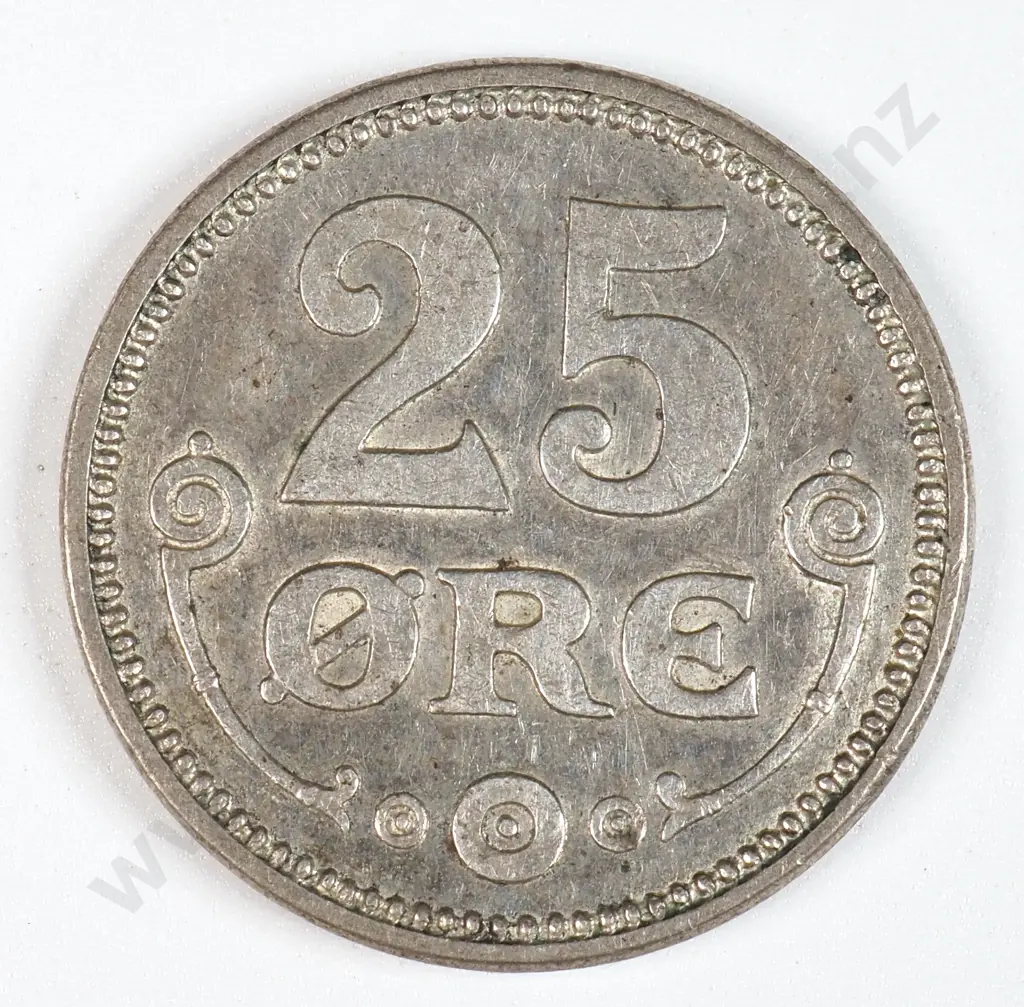 Denmark 1917 Twenty Five Ore, Extremely Fine Image 1++