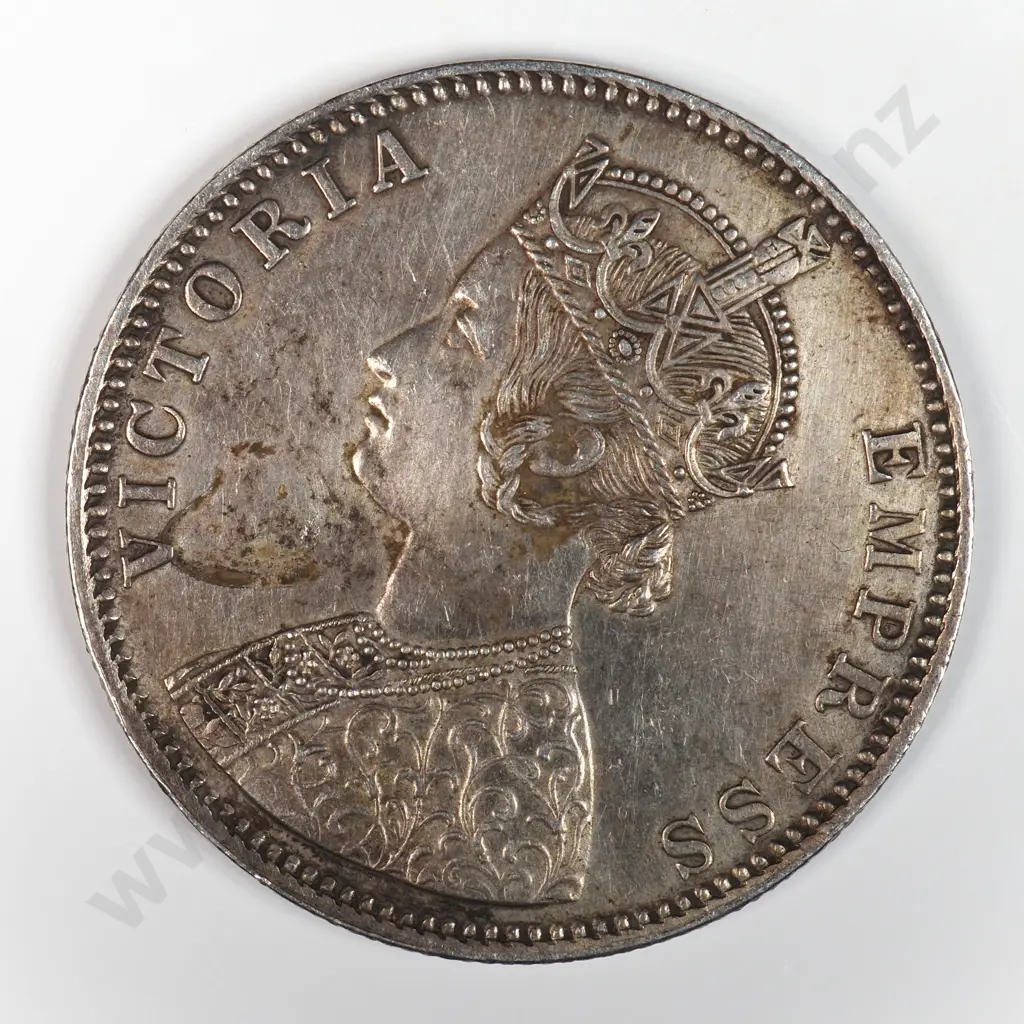 India 1886 One Rupee, Extremely Fine Image 1++