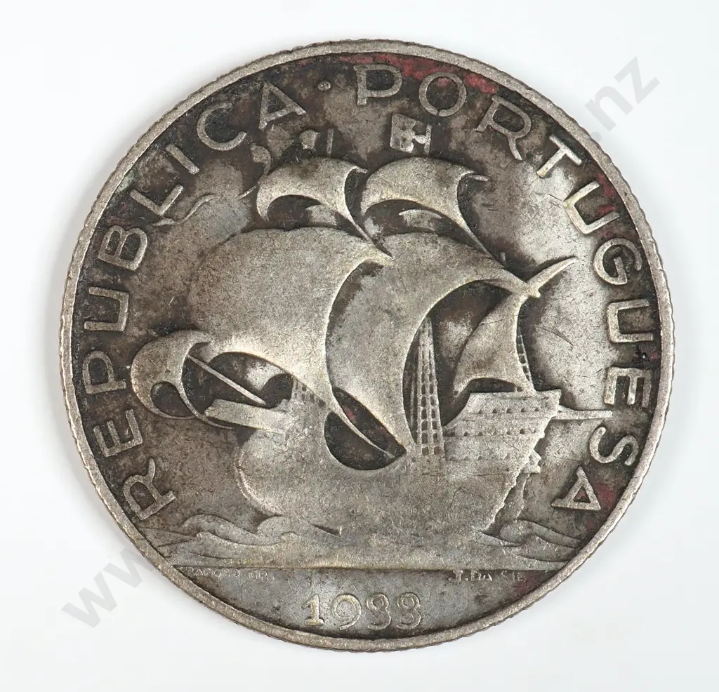 Portugal 1933 Two And A Half Escudos, Very Fine Image 1++