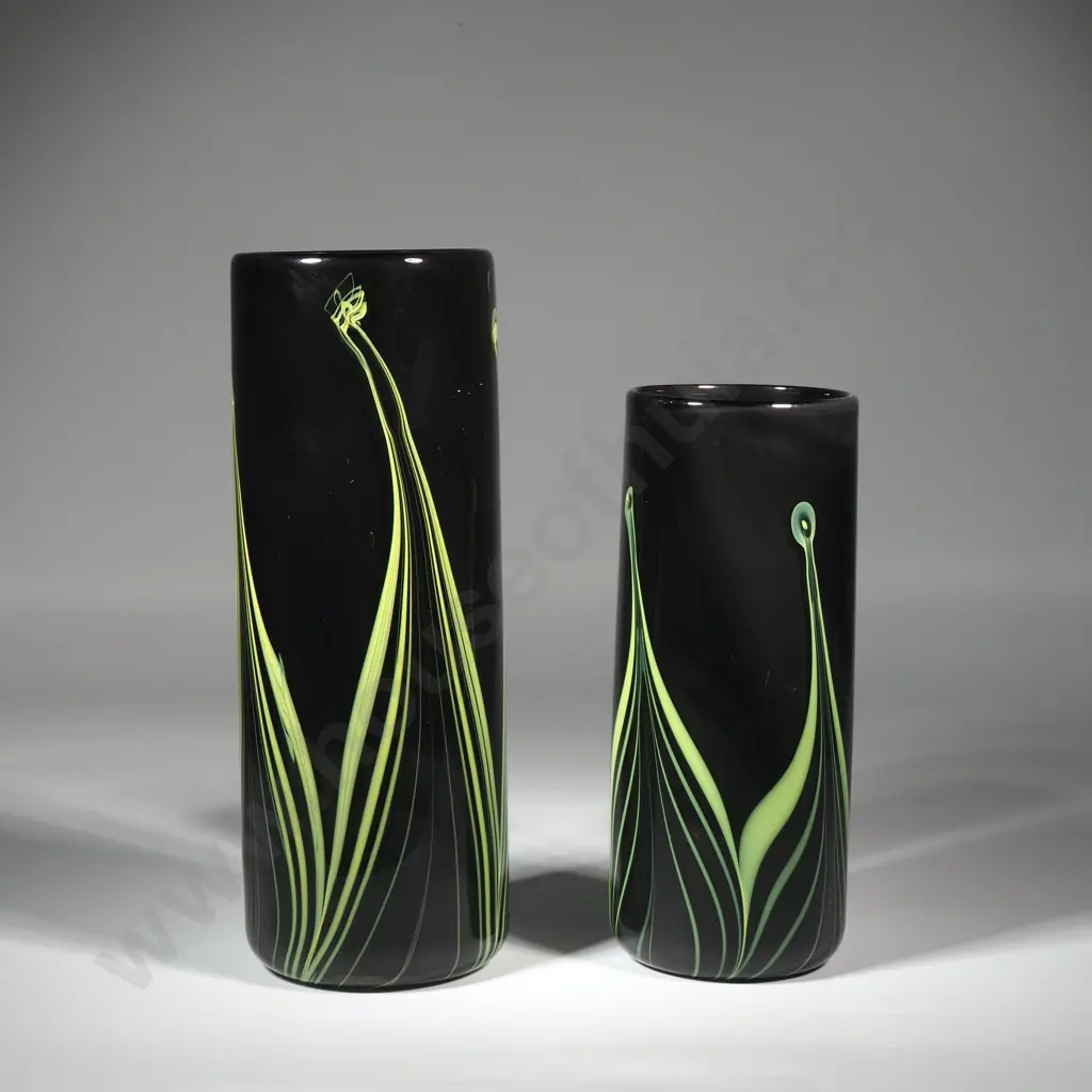 Pair of Modernist Art Glass Vases Image 1++