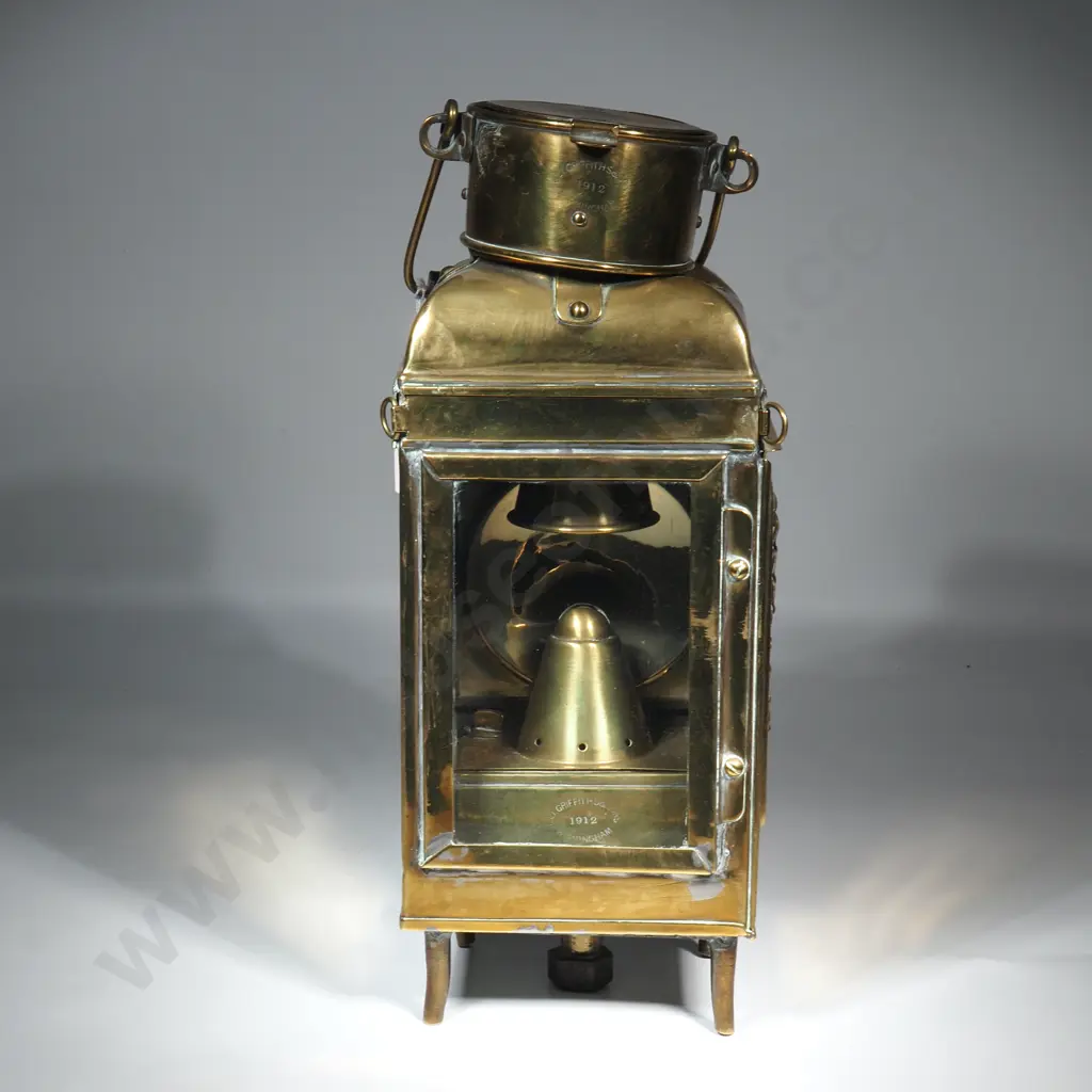 Antique Brass Nautical Ship's Lantern - T Griffiths & Sons - Birm 1912 Image 1++