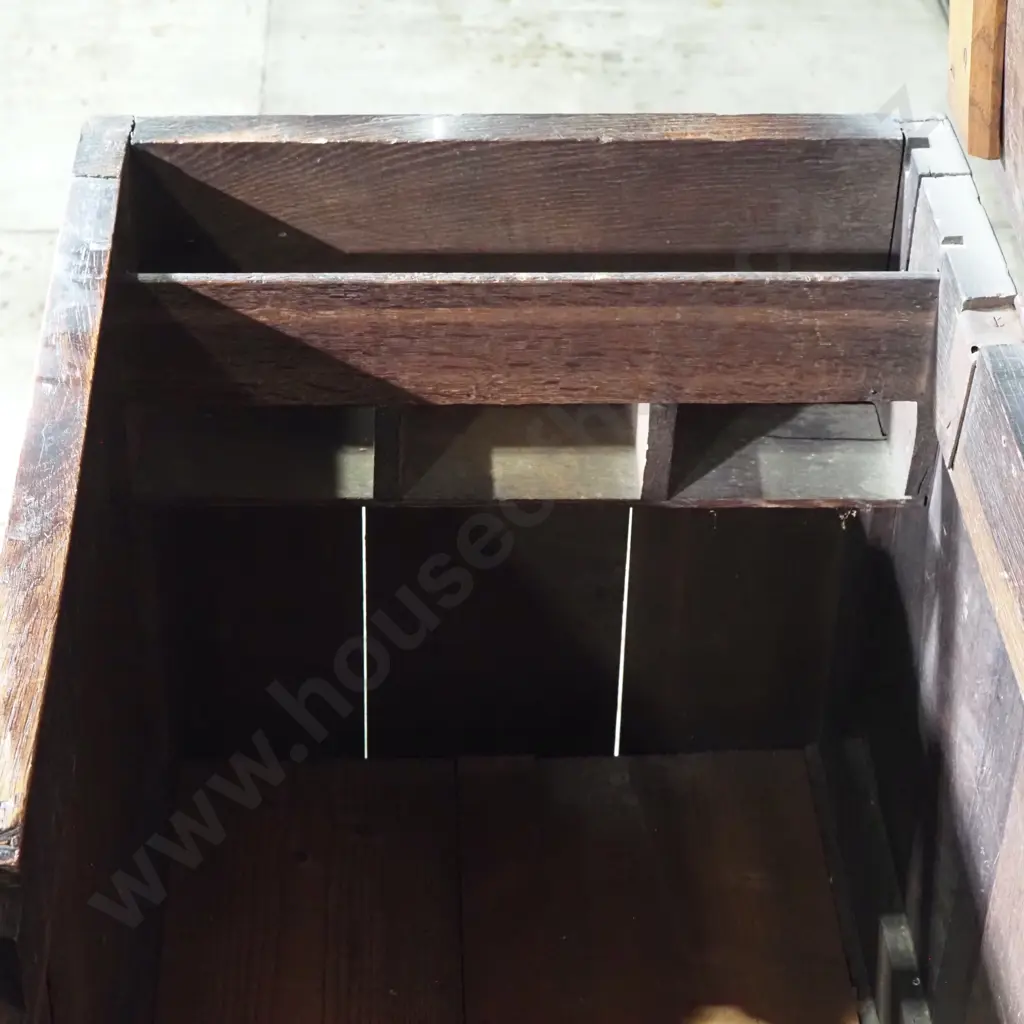 18th-Century Oak Dower Chest/Coffer w Lift up Lid Image 1++