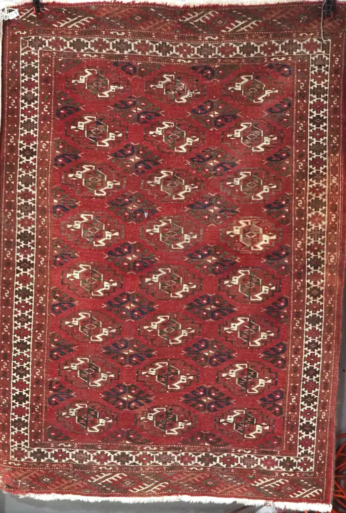 Turkmen Hand-knotted Rug Image 1++
