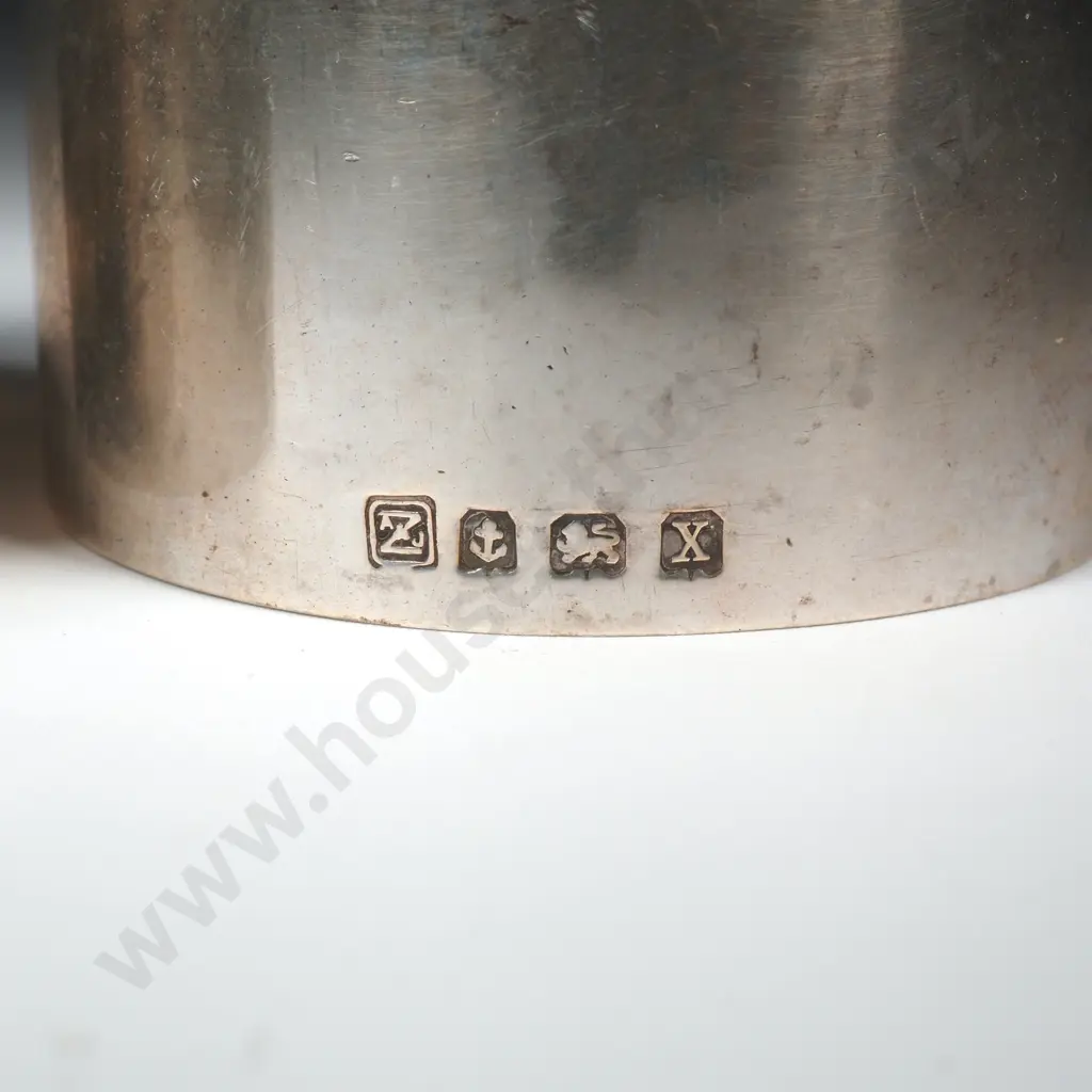 Pair of Sterling Silver Napkin Rings Image 1++