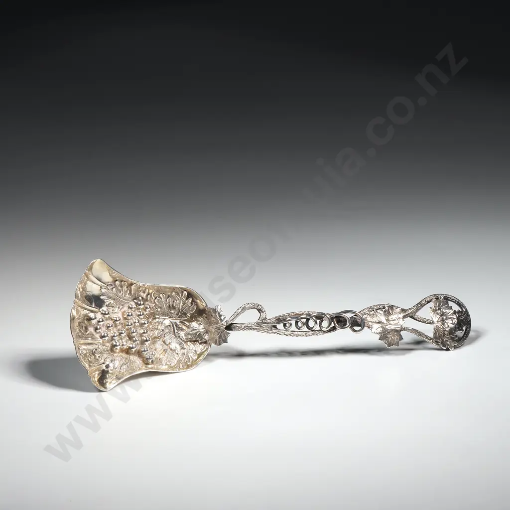 Antique Sterling Silver Caddy Spoon w Embossed Leaf & Grape Decoration to Bowl Image 1++