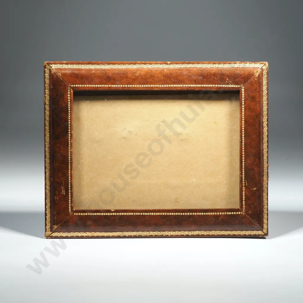 Quality Leather Framed Picture Frame Image 1++