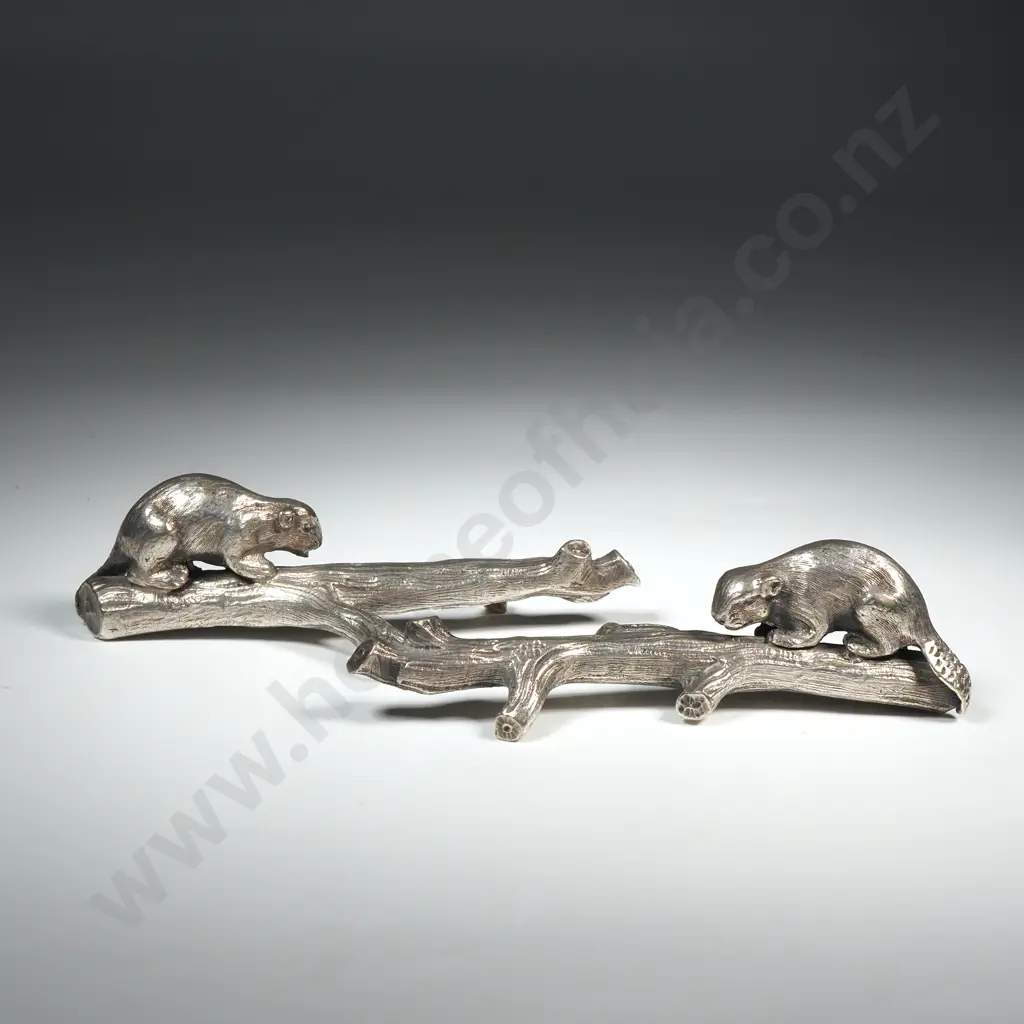 Pair of Silver plated Beavers on Logs Knife Rests Image 1++