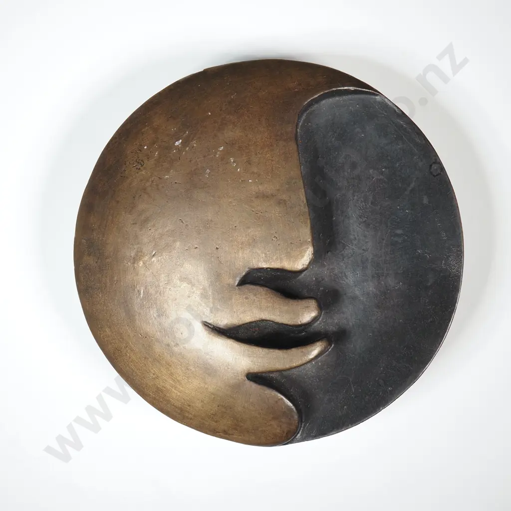 Small Sculptural Bronze - Signed 'NINA' Image 1++