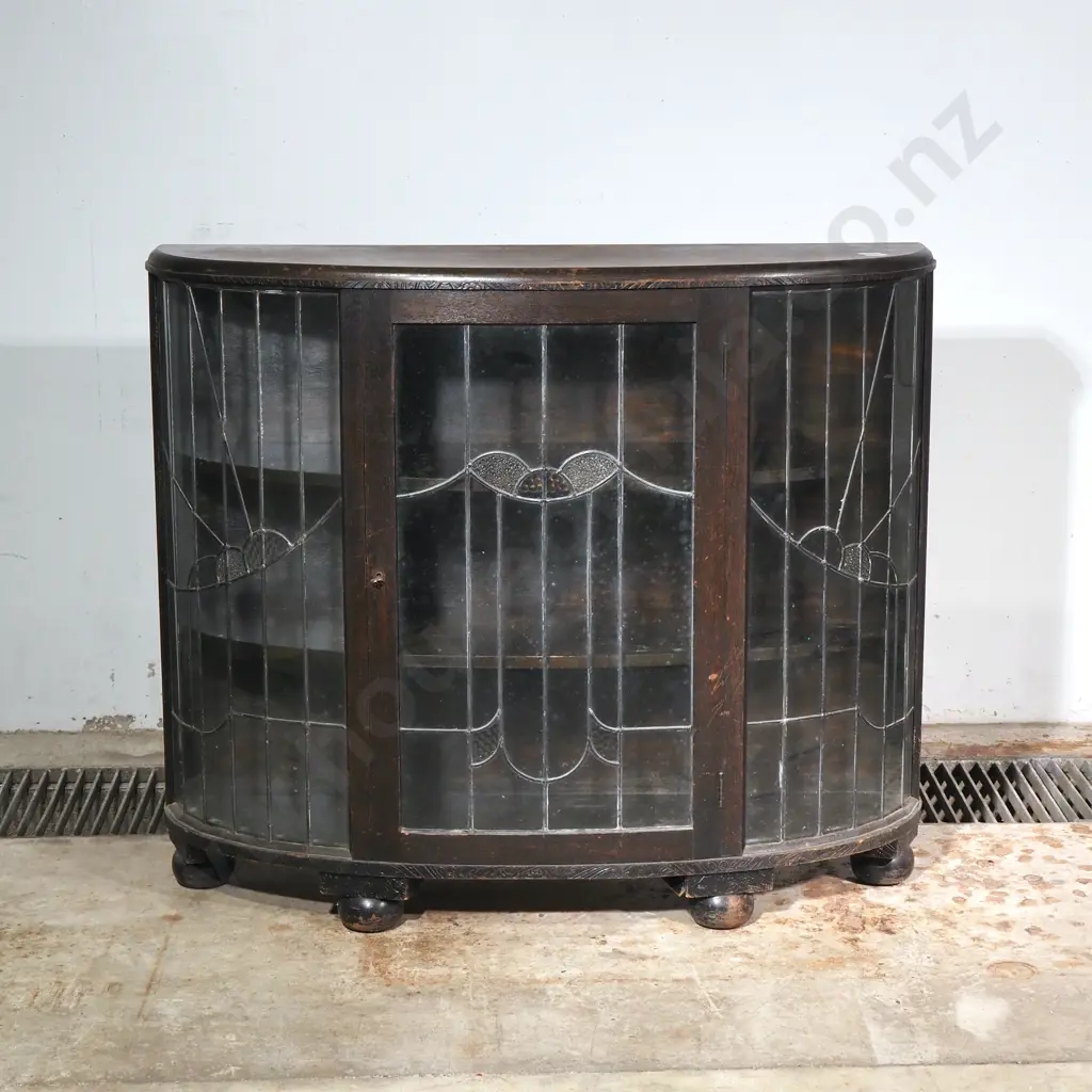 Oak Leadlight Single Door Display Cabinet on Ball Feet w Key Image 1++