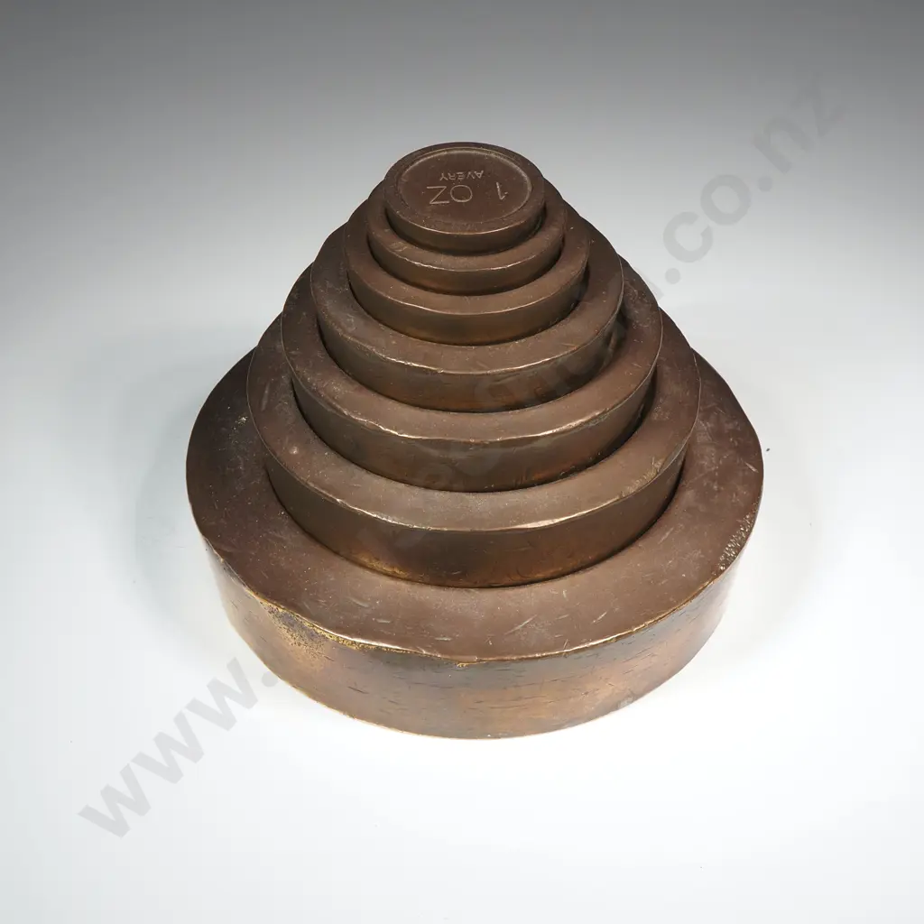 Vintage Set of Avery Imperial Brass Stackable Weights Image 1++