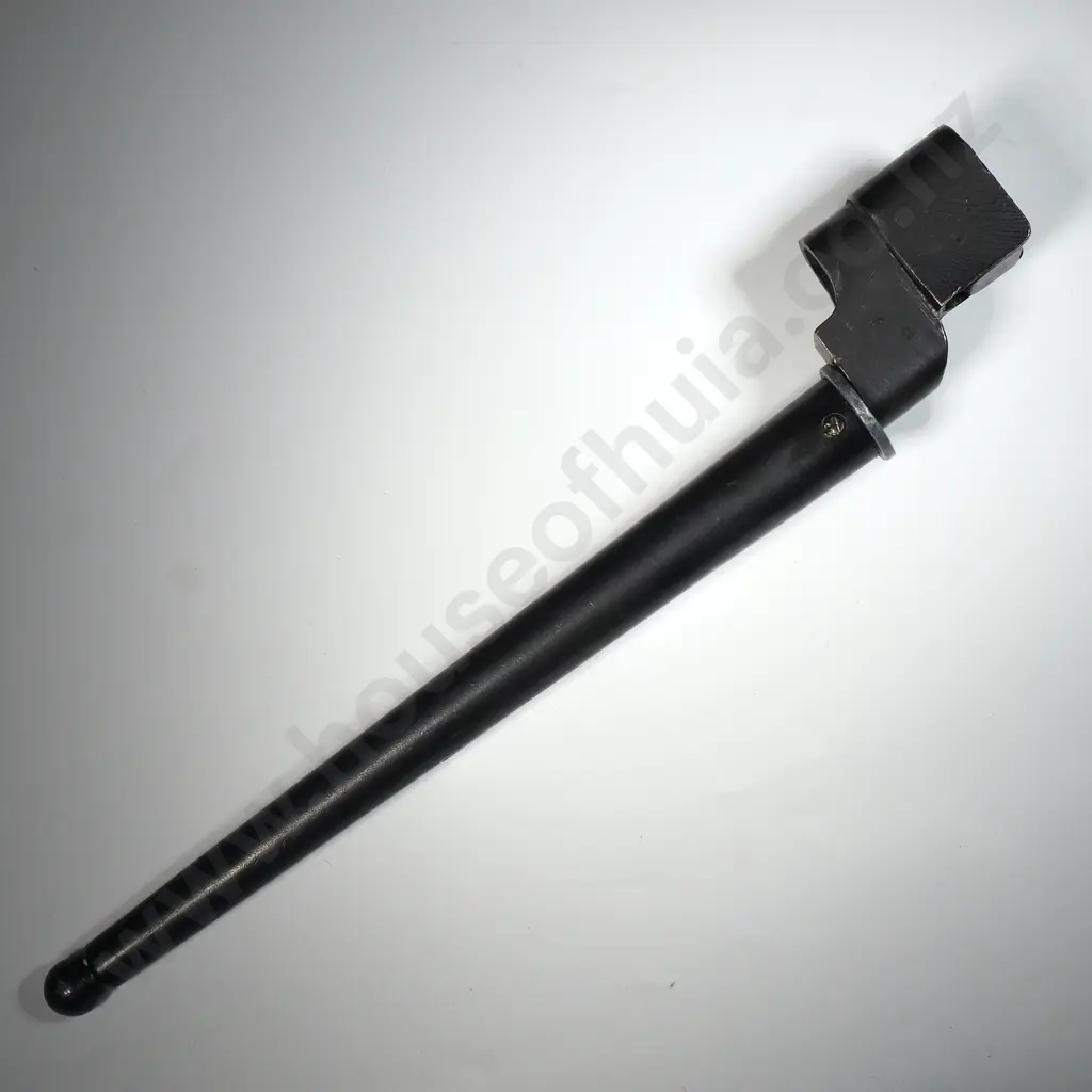 No. 4 MKII Lee Enfield .303 Spiked Bayonet with Scabbard Image 1++