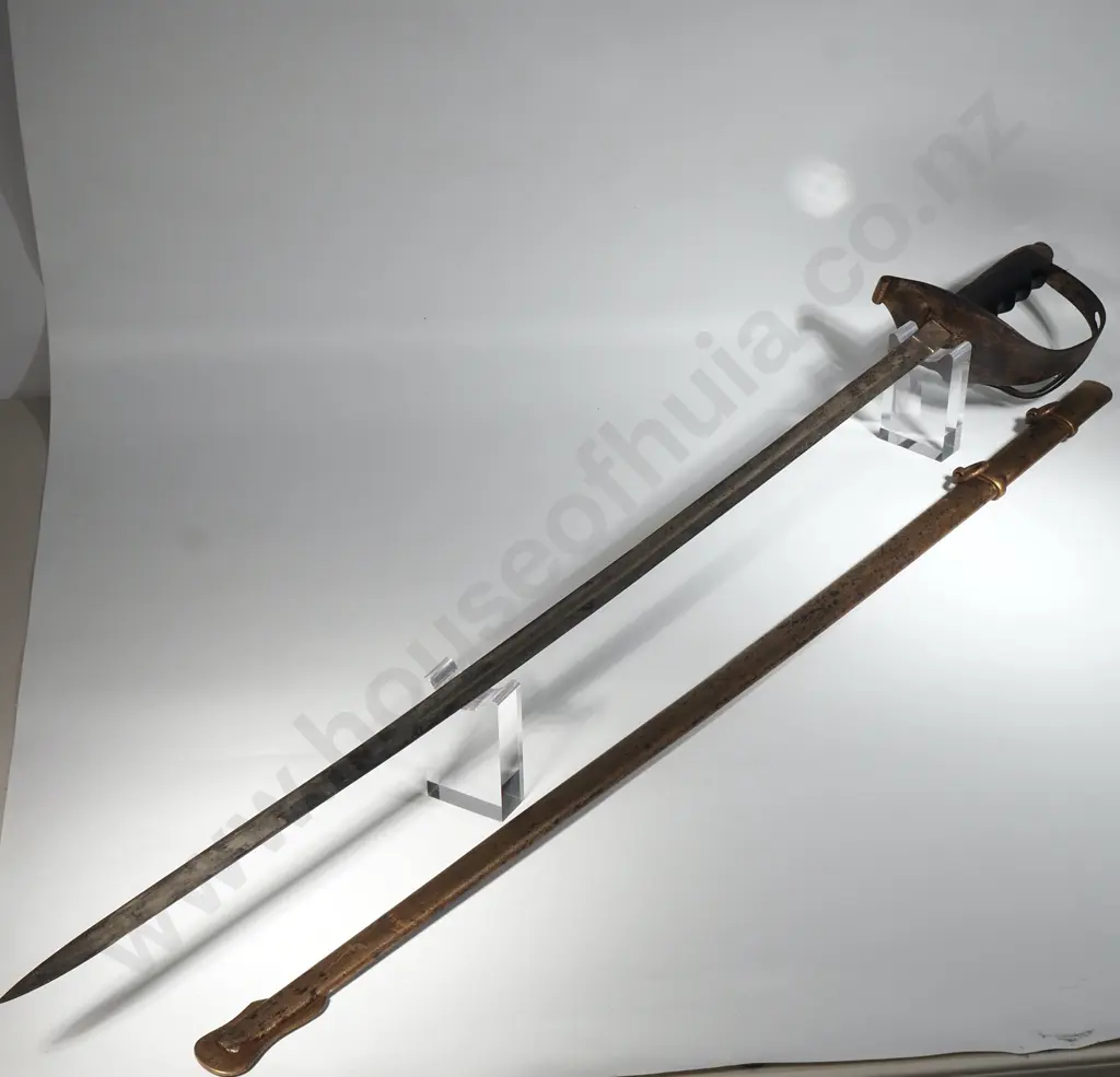 Military Gilt Parade Sabre Image 1++