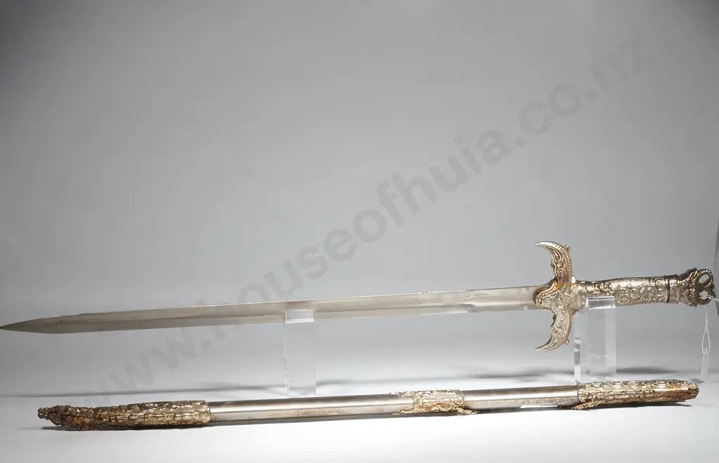 Oriental Replica Short Sword Image 1++