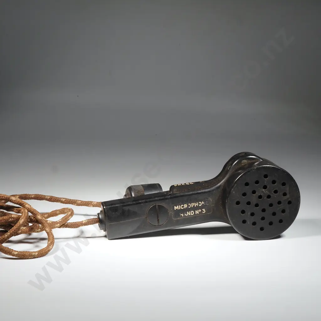 WW2 British Army Wireless Carbon Microphone Hand no.3 Image 1++