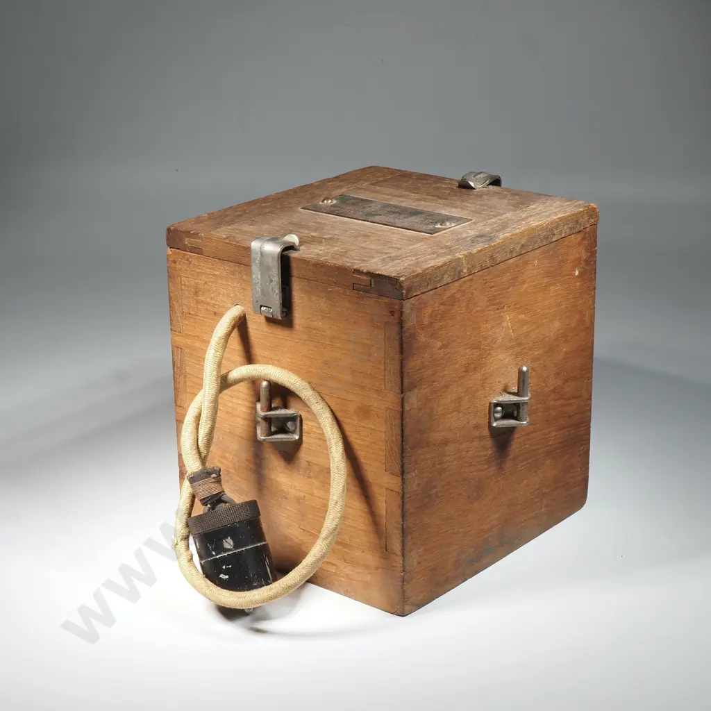 Air Ministry 10a/10984 Contactor Master in Wooden Case Image 1++