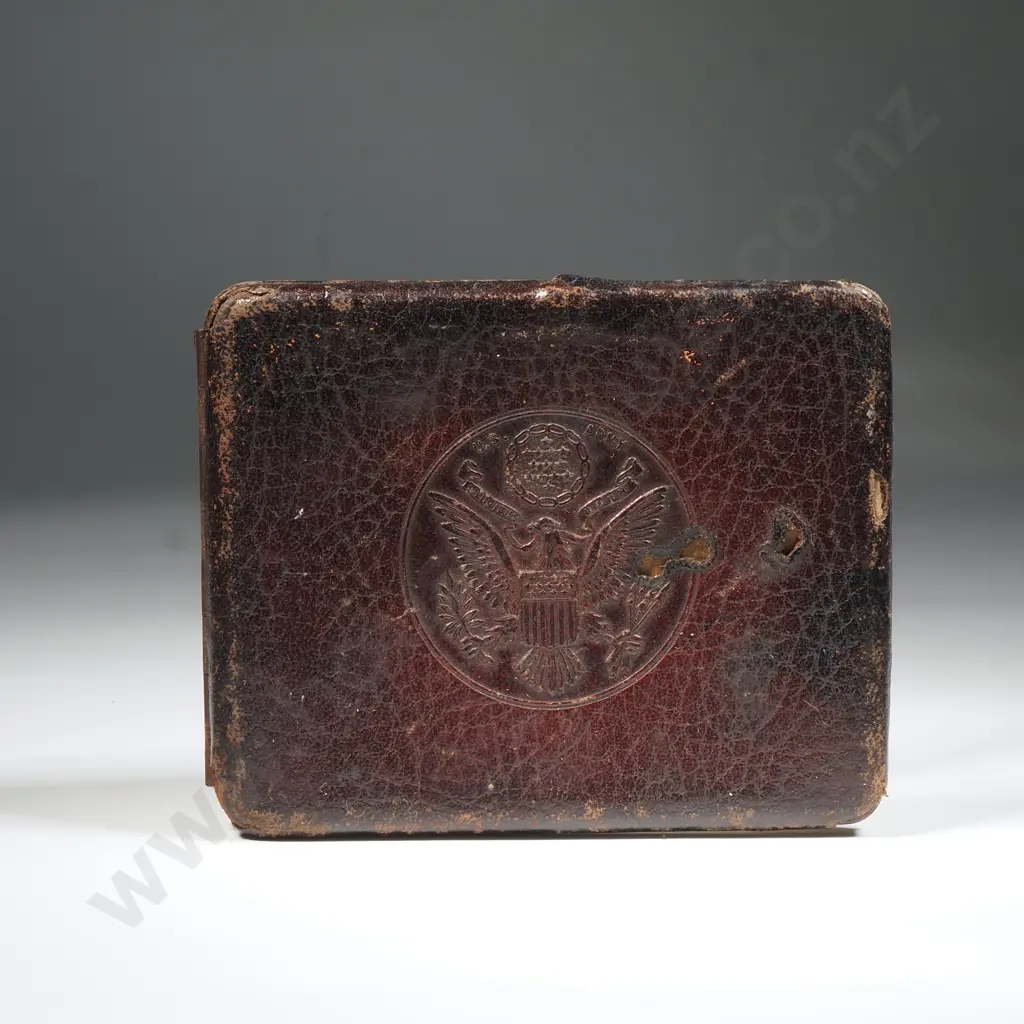 U.S Army Mark WWII Cigarette Case ( poor condition ) Image 1++