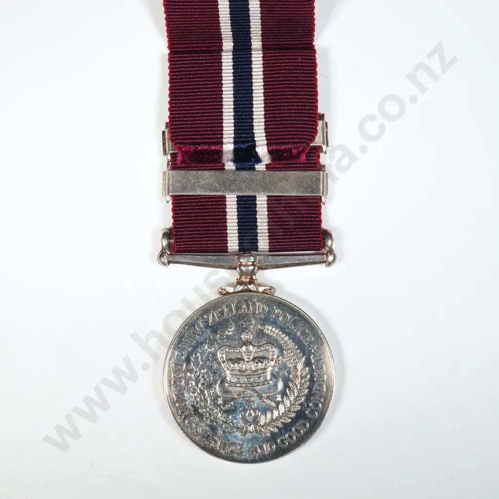 Name Erased Modern New Zealand Police Long Service & Good Conduct Medal w Two Long Service Bars Image 1++