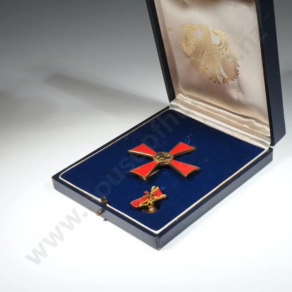 Cased German Brass & Enamel Decoration w Matching Lapel Pin Image 1++