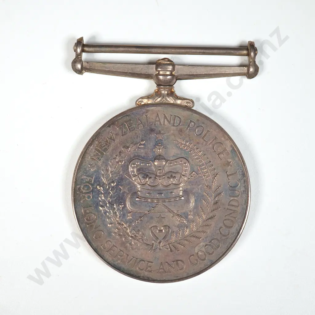 Unnamed Modern New Zealand Police Long Service & Good Conduct Medal Image 1++