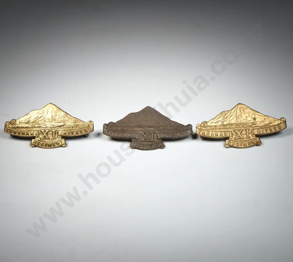 Three WW1 Taranaki Collar Badges  Image 1++