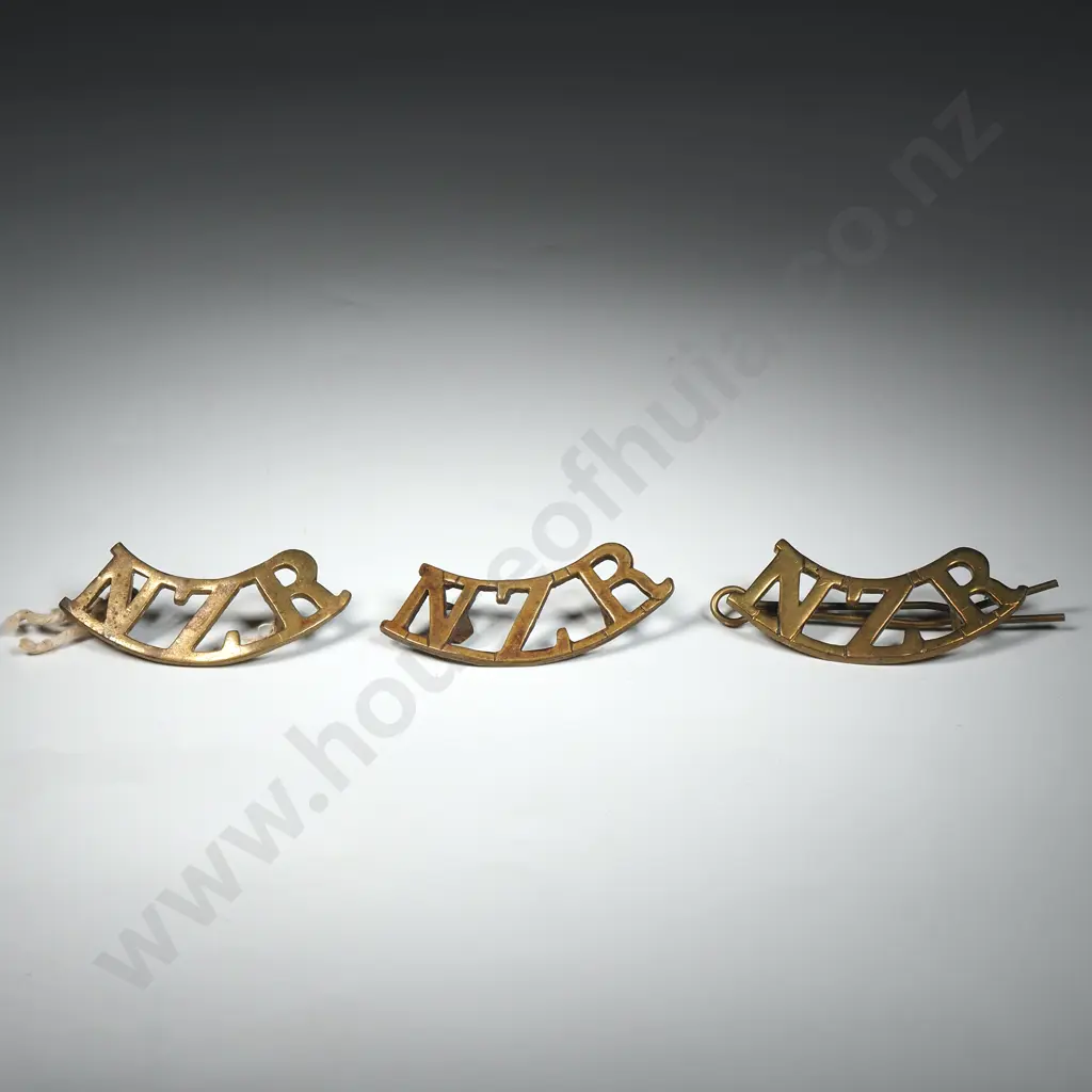 Three WW1 New Zealand NZR Shoulder Titles  Image 1++