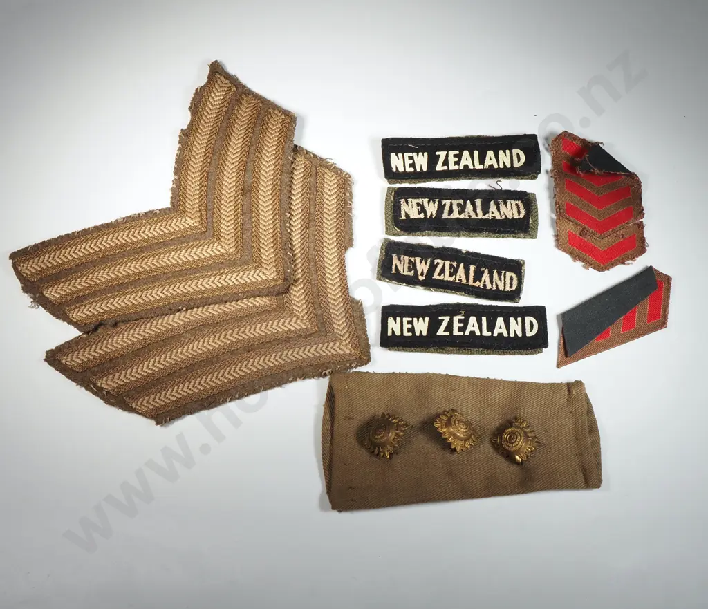 Assorted WW2 New Zealand Cloth Patches  Image 1++