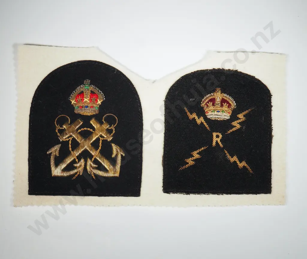 Two New Zealand Bullion Patches  Image 1++