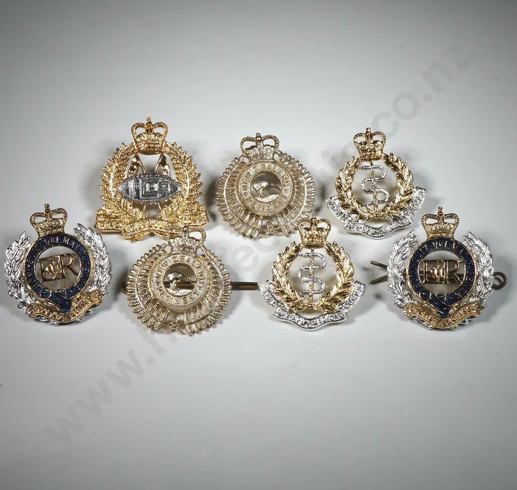 Assorted Lot of New Zealand Anodised Military Badges  Image 1++