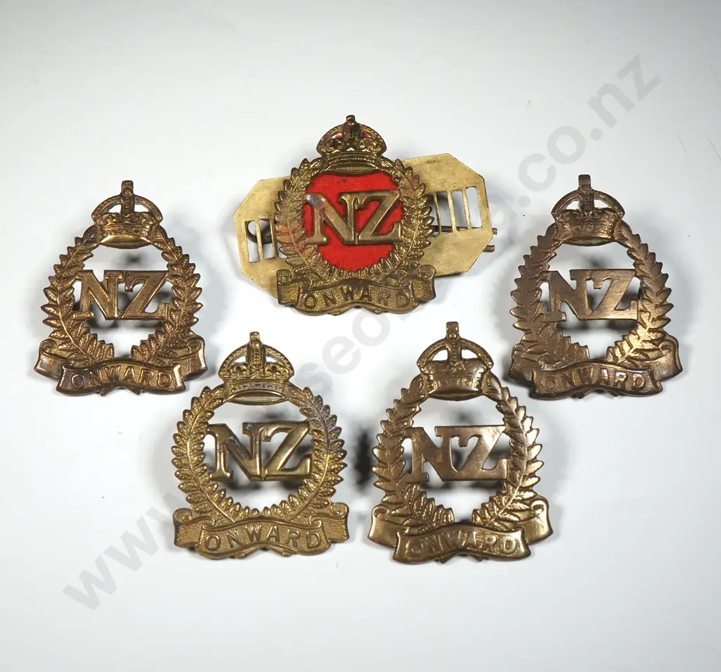 Five New Zealand Onward Badges  Image 1++