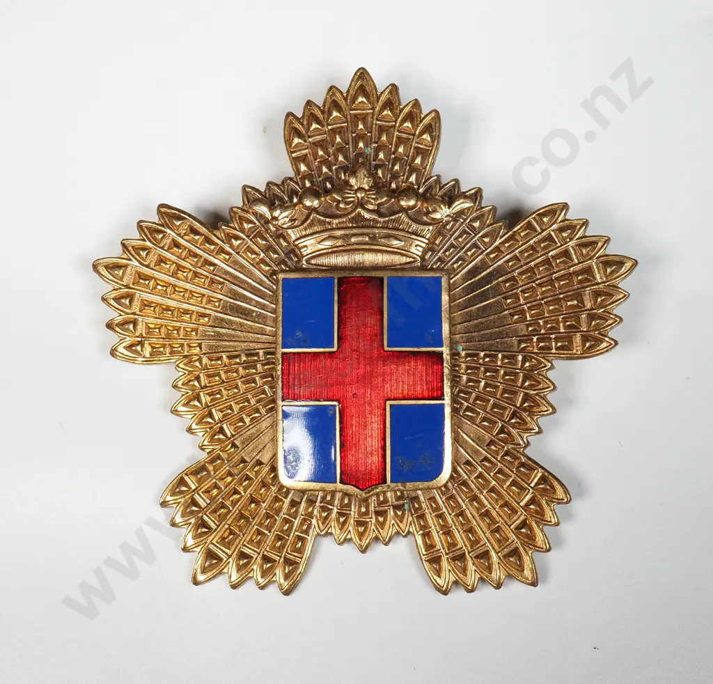 Postwar Made in Italy Neck Award  Image 1++