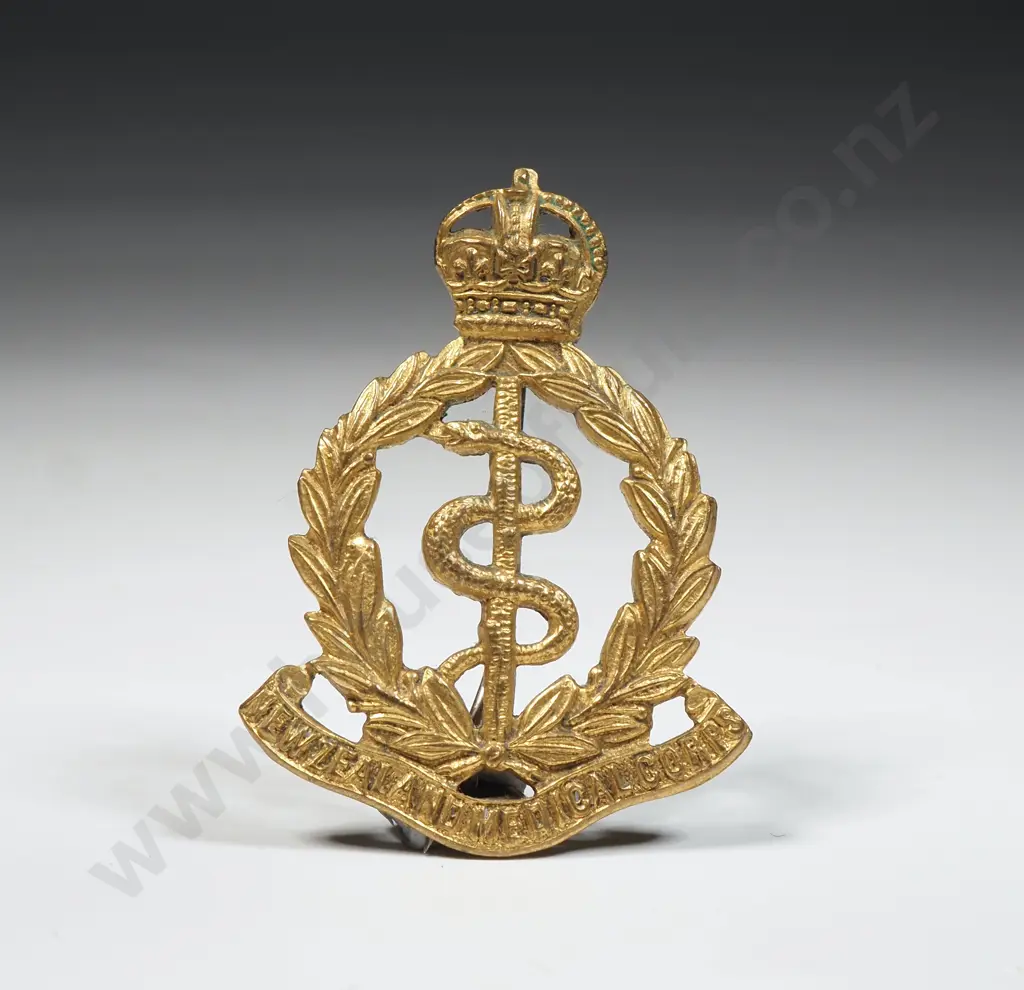 NZ Medical Corp Sweetheart Badge  Image 1++