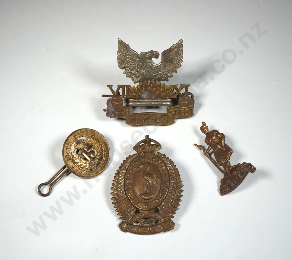 Assorted WW1 New Zealand Badges Image 1++