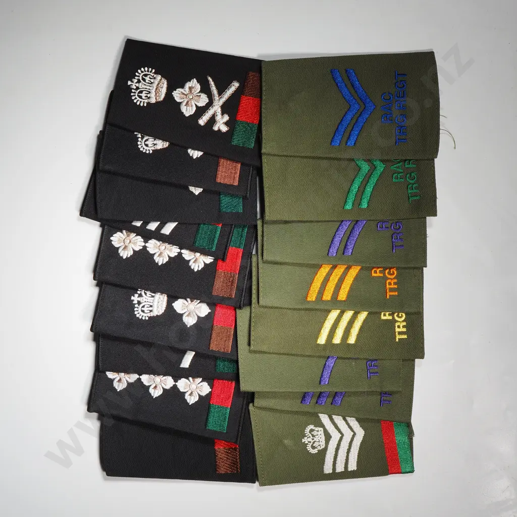 Seventeen British Army Epaulettes - RAC, & RTR. Image 1++