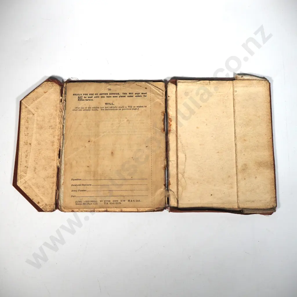 WW1 NZEF Soldiers Paybook  Image 1++