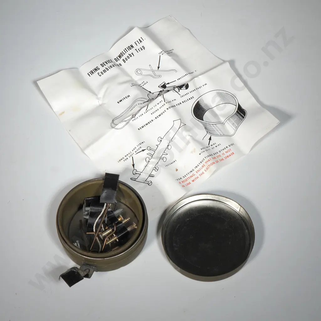 Scarce Vietnam War Era F1A1 Booby Trap Firing Device w Trip Wire - Missing Firing Device Image 1++