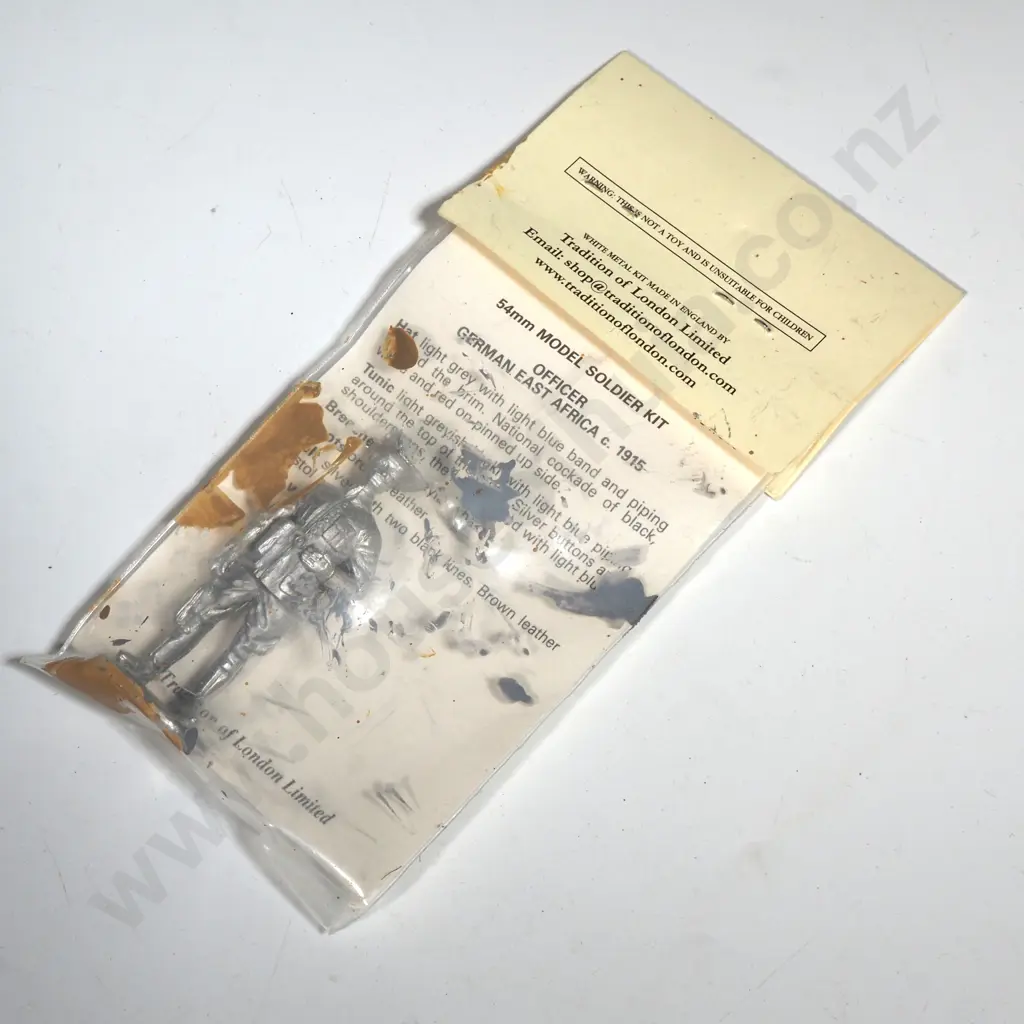 Tradition of London Model Soldier - 1915 German East Africa Officer Image 1++