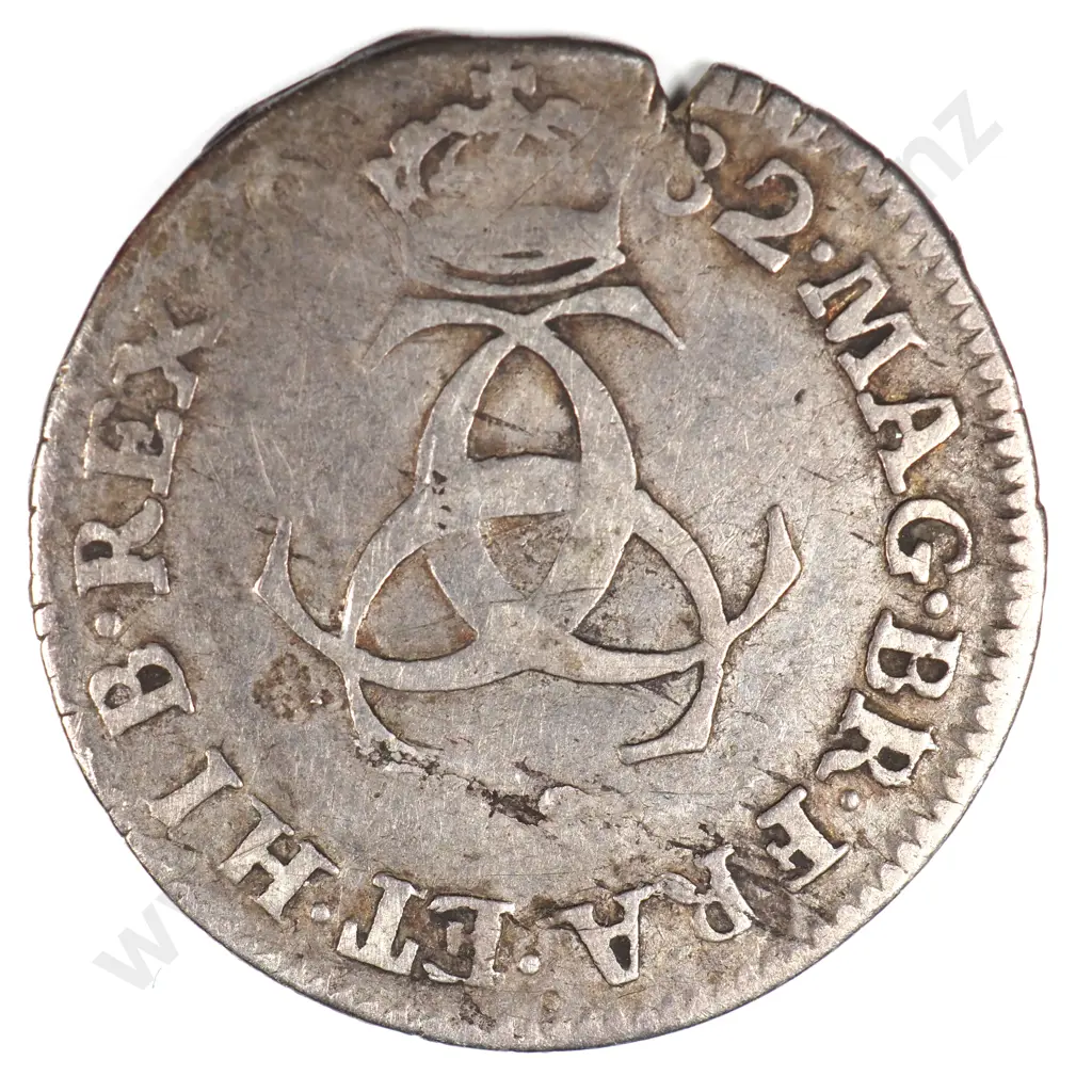 Threepence: 1682 - Very Good Image 1++