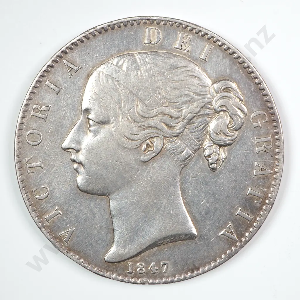 Crown - Five Shillings: 1847 - Extremely Fine Image 1++