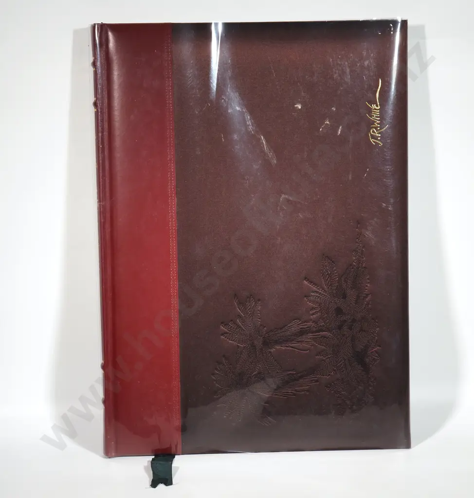 Jonathan R. White - Johnathon White's New Zealand, Book of Limited Edition Prints Image 1++