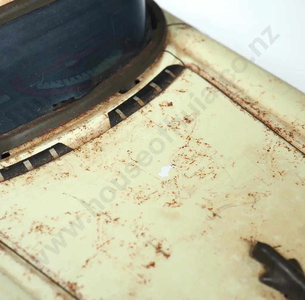 Tin Plate Ambulance 'Eighty Eight': Made in Japan Image 1++