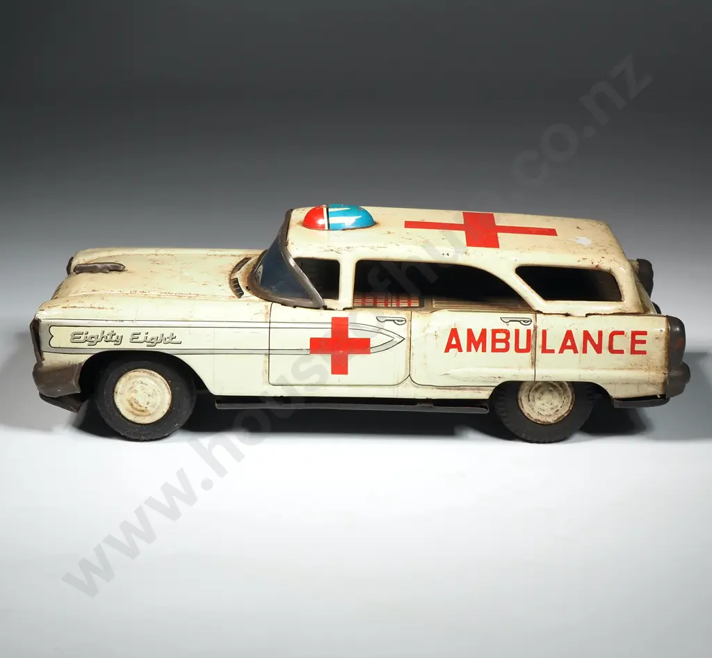 Tin Plate Ambulance 'Eighty Eight': Made in Japan Image 1++