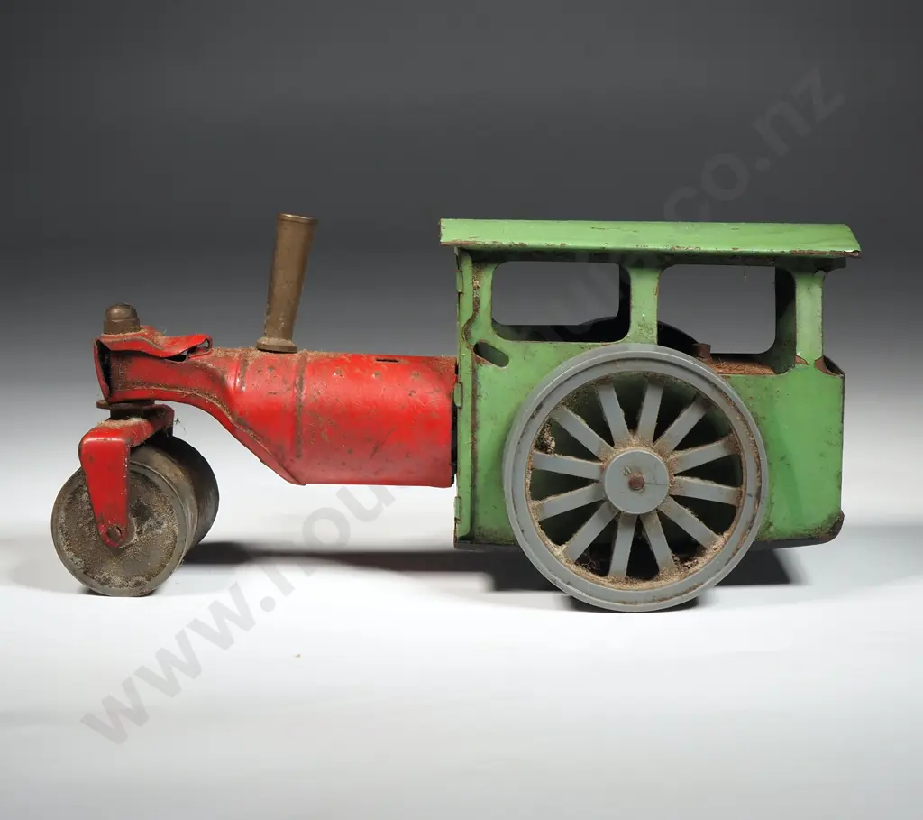 Vintage Tin Plate Tri-Ang Mimic Toys Tractor: Made In England Image 1++